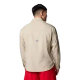 Camisa blanca de manga larga Columbia Tamiami II para hombre, con tecnología Omni-Shade UPF 40 de protección solar y Omni-Wick de evaporación avanzada.