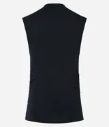 Blusa sin mangas con cuello alto, confeccionada en jersey negro sin estampa y con drapeado lateral.