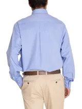 Camisa blanca de manga larga Rockford, con cuello italiano abotonado, bolsillo en el pecho con logo bordado y tecnología Water Oil Repellent (WOR).