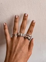 Anillo de Plata 925 realizado a medida, con diseño único mediante técnica de fundición.