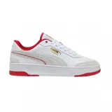 Zapatillas Puma Ferrari CA Match de cuero blanco con detalles en rojo y logo de Ferrari en la lengüeta.