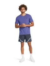 Remera deportiva Under Armour Vanish Seamless de hombre, color negro con logo plateado en el pecho. Confeccionada en tejido transpirable de secado rápido y sin costuras para evitar el roce.