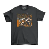 Remera negra con estampado del anime Haikyu!! en tonos naranja y blanco.