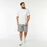 Bermudas deportivas grises de punto de piqué con cintura elástica y bolsillos laterales.