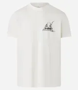 Remera blanca de algodón con cuello redondo y mangas cortas. Presenta un estampado tribal y lettering "Pure Chaos" en el frente.
