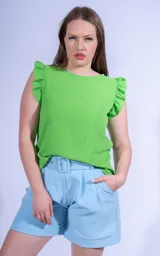 Short blanco de crepé con diseño de talle alto y ajuste en la cintura.