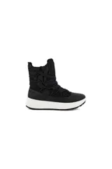 Bota de invierno Ecco Solice color negro, con cordones anchos y tecnología Gore-Tex.