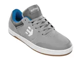 Championes Etnies Marana color beige con detalles en negro.