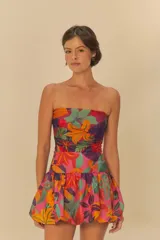 Top strapless con estampado floral multicolor.