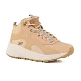 Bota de excursionismo Skechers modelo Sparrow 2.0 Mt. Goddess, color beige, con cordones, capellada de malla y durabuck sintético, plantilla acolchada Skechers Memory Foam y suela de tracción de caucho flexible.