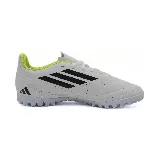 Championes de fútbol Adidas Deportivo III TF, color blanco con detalles en negro y amarillo flúor. Diseñados para canchas sintéticas.