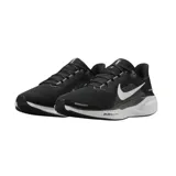 Championes de running Nike Air Zoom Pegasus 41, color negro con detalles en blanco.