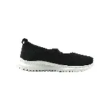 Zapatilla urbana color salmón, con capellada de tejido de punto y ajuste con cordones elásticos cruzados. Tiene detalle de refuerzo en el talón color beige y suela blanca con diseño texturizado.