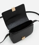 Cartera mediana transversal de PU con estampa crocco y cierre por locker metalizado.