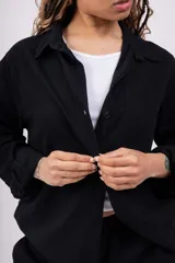 Camisa blanca de lino sin lycra.