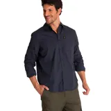Camisa de popelina verde con cuello abotonado, cierre frontal con botones, bolsillo de parche en el pecho izquierdo, mangas largas con trabillas para enrollar y dobladillo camisero.