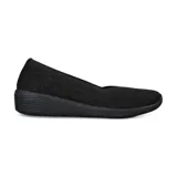 Zapato plano vegano negro con parte superior de punto Stretch Fit y plantilla acolchada Skechers Air-Cooled Memory Foam.