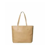 Bolso tipo tote bag de cuero sintético negro con textura granulada. Tiene doble asa de hombro y detalle de costuras verticales en el frente.