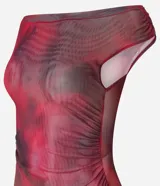 Blusa de tule con hombros descubiertos y mangas cortas, con estampa abstracta.