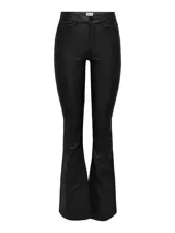 Pantalón largo de eco cuero negro, con corte flare y efecto piel.