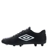 Championes de fútbol Umbro Classico II HG, color negro con detalles en verde neón. Presentan el logo de Umbro en el lateral y tapones en la suela para mejor tracción.