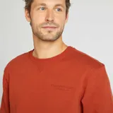 Buzo lisa con inscripción bordada GRIS