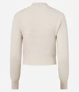 Suéter de manga larga color blanco hueso, confeccionado en punto texturizado con cuello redondo y puños y bajo acanalados. Contiene viscosa certificada en su composición.