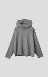 Hoodie gris de lanilla con textura, corte oversize crop y costuras expuestas.