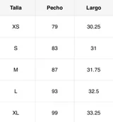 Top strapless negro de denim con tachas plateadas en el borde superior e inferior.