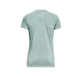 Remera deportiva Under Armour color rosa con cuello en V y logo estampado en el pecho. Confeccionada con tejido UA Tech que seca el sudor rápidamente.