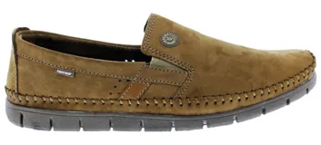Mocasín color taupe, con elásticos laterales y costuras a la vista.