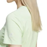 Remera ajustada color verde claro con logo Adidas estampado en blanco.
