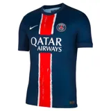 Camiseta de fútbol Nike del Paris Saint-Germain, modelo Stadium temporada 2024/25, para hombre. Diseño azul con franja vertical roja y blanca en el centro, logo de Nike y escudo del club en el pecho, y sponsor Qatar Airways en el frente.