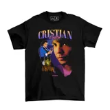 Remera negra con estampado de Cristian Castro.