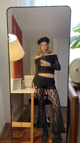 Pantalón Oxford de encaje negro con short de algodón incluido.