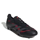 Championes de fútbol Adidas Predator, color negro con detalles en gris y rojo.