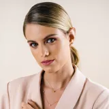 Par de caravanas de oro amarillo 9k con circonias engarzadas.