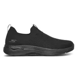 Zapatillas slip-on deportivas de malla negra con plantilla Arch Fit que ofrece soporte en el arco, ideal para caminatas largas.