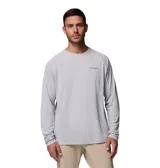 Remera de manga larga gris claro con logo de Columbia en el pecho. Confeccionada con tejido transpirable de secado rápido y protección UV.