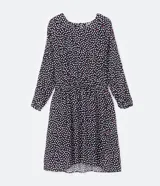 Vestido corto de viscosa con estampado de corazones, cuello redondo, manga larga, elástico en la cintura y botón en el puño.