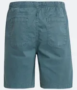 Bermuda celeste de sarga con cintura elástica ajustable con cordón, bolsillos laterales y traseros, y etiqueta con logo en la parte inferior.