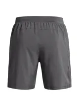 Short deportivo gris de Under Armour modelo Launch 7, con logo reflectivo en la pierna izquierda.