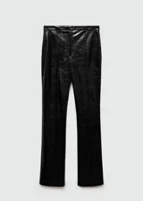 Pantalón negro de corte skinny con efecto piel.