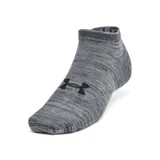 Medias deportivas Under Armour unisex, de corte bajo, color negro con logo blanco.