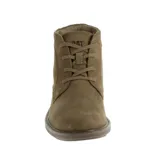 Bota de media caña color marrón de cuero nobuck, con suela de goma duradera y de gran tracción.