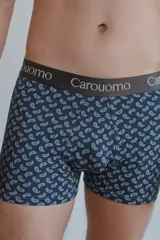 Boxer ajustado a rayas verticales azul marino y blancas, con cintura elástica gris con el logo de la marca Carouomo.