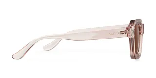 Lentes de sol cuadrados con armazón rosado transparente y lentes marrones polarizadas.