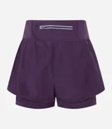 Bermuda deportiva de microfibra color blanco, corte runner con cintura elástica y forro interno.