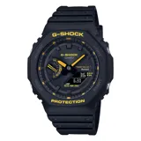 Reloj Casio G-Shock GAB2100CY-1ADR, con caja de resina negra y detalles en amarillo. Cuenta con cristal mineral, resistencia al agua de 200 metros, luz LED doble, Tough Solar, Bluetooth y funciones de hora mundial, cronómetro, temporizador, alarma y calendario.
