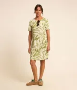 Vestido corto tipo t-shirt de viscolino con cuello redondo, mangas cortas y estampado de follaje.